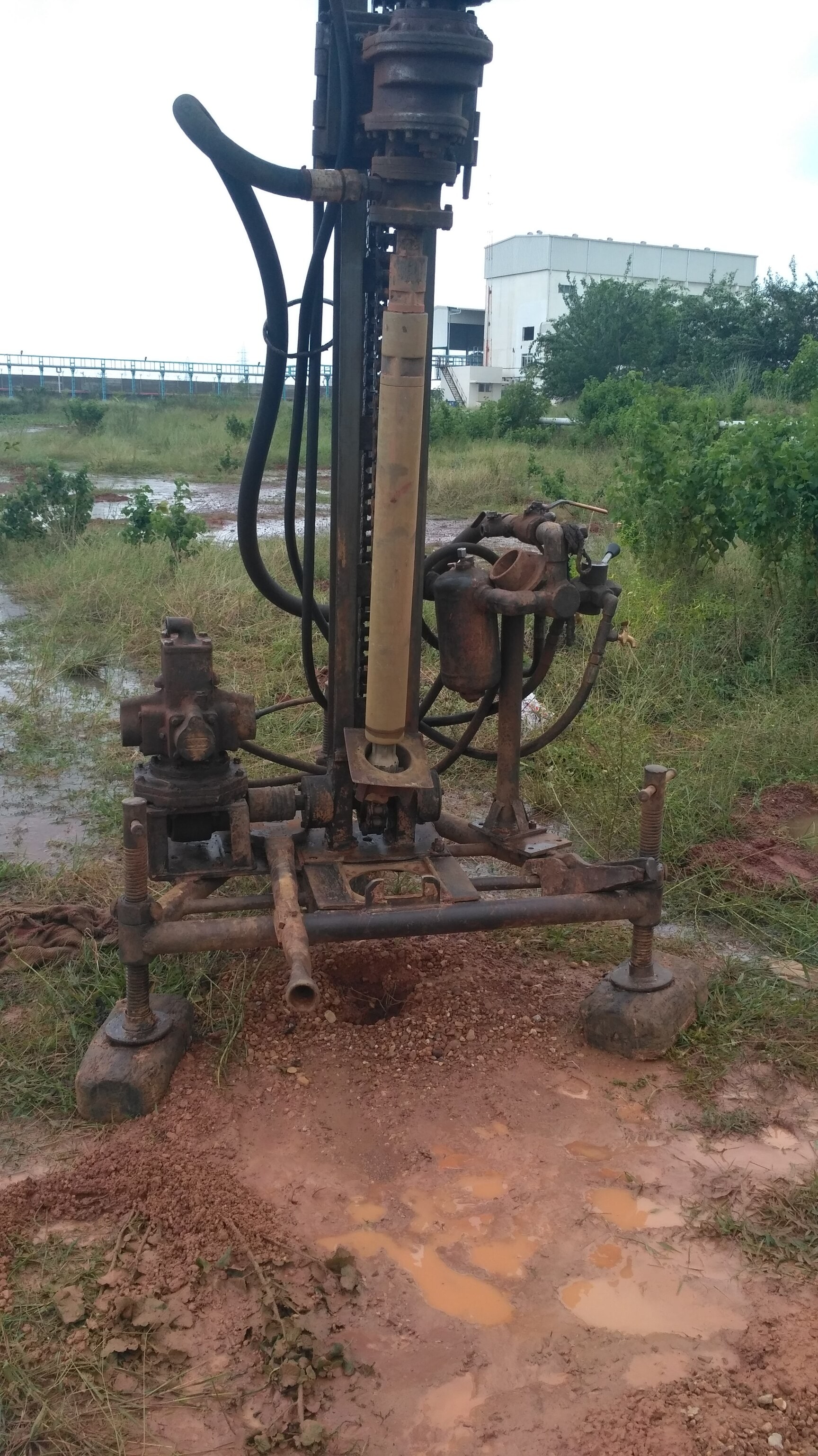 Rig setup and anchoring on plot in Chennai